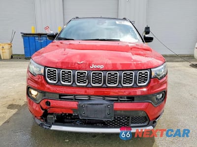 Piąte zdjęcie samochodu w środku: 2025 JEEP COMPASS LIMITED VIN:3C4NJDCN8ST510765 - miniatura