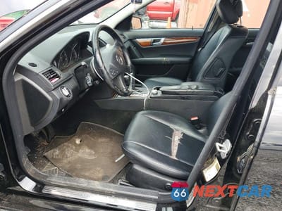 Zdjęcie 7 z 11 samochodu: 2010 MERCEDES-BENZ C 300 4MATIC VIN:WDDGF8BB2AR131881 - miniatura