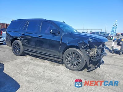 Czwarte zdjęcie samochodu z boku: 2023 CADILLAC ESCALADE PREMIUM LUXURY VIN:1GYS3CKL4PR529279 - miniatura