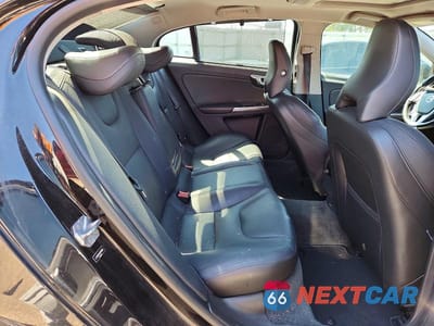 Zdjęcie 10 z 12 samochodu: 2018 VOLVO S60 PLATINUM VIN:LYV402HM2JB173608 - miniatura