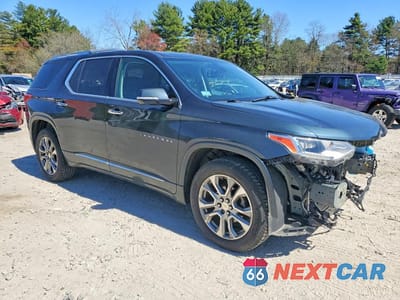 Czwarte zdjęcie samochodu z boku: 2018 CHEVROLET TRAVERSE PREMIER VIN:1GNEVJKW4JJ254487 - miniatura