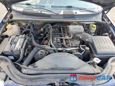 Zdjęcie 12 z 14 samochodu: 2004 JEEP GRAND CHEROKEE LAREDO VIN:1J4GW48S34C280988 - miniatura