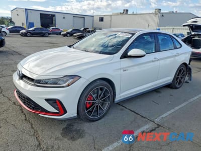 2025 VOLKSWAGEN JETTA GLI AUTOBAHN 3VW2T7BU9SM031818 - główne zdjęcie licytacji z USA - miniatura