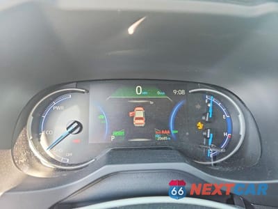 Zdjęcie 9 z 12 samochodu: 2025 TOYOTA RAV4 XLE PREMIUM VIN:JTMB6RFV5SD166282 - miniatura