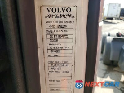 Zdjęcie 10 z 10 samochodu: 2004 VOLVO VNL SEMI TRUCK VIN:4V4NC9TH24N362444 - miniatura