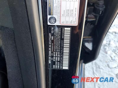 Zdjęcie 12 z 12 samochodu: 2017 MERCEDES-BENZ S 550 VIN:WDDUG8CB7HA316600 - miniatura