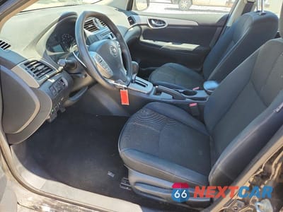 Zdjęcie 7 z 12 samochodu: 2015 NISSAN SENTRA S VIN:3N1AB7AP7FY268970 - miniatura