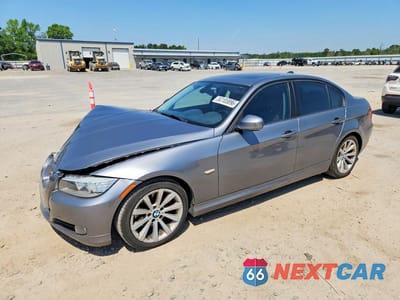 2011 BMW 328 I WBAPH7C57BE678576 - główne zdjęcie licytacji z USA - miniatura