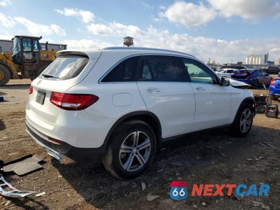 Trzecie zdjęcie samochodu z tyłu: 2018 MERCEDES-BENZ GLC 300 VIN:WDC0G4JB6JV028418 - miniatura