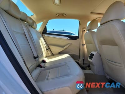 Zdjęcie 10 z 12 samochodu: 2013 VOLKSWAGEN PASSAT SE VIN:1VWBP7A30DC140217 - miniatura