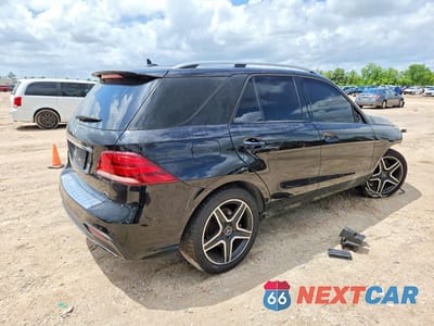 Trzecie zdjęcie samochodu z tyłu: 2019 MERCEDES-BENZ GLE 43 AMG VIN:4JGDA6EB6KB200024 - miniatura