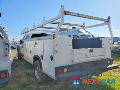 Drugie zdjęcie samochodu z przodu: 2008 FORD F450 SUPER DUTY UTILITY / SERVICE TRUCK VIN:1FDXW46R98EA09686 - miniatura