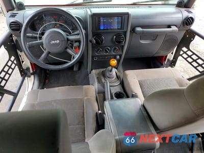Zdjęcie 8 z 13 samochodu: 2008 JEEP WRANGLER UNLIMITED X VIN:1J4GB39168L515305 - miniatura
