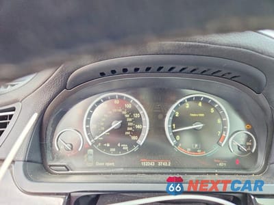 Zdjęcie 9 z 13 samochodu: 2011 BMW 740 LI VIN:WBAKB4C59BC574533 - miniatura