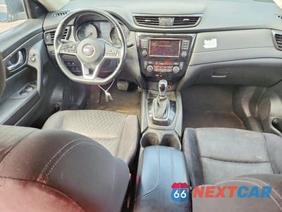 Zdjęcie 8 z 13 samochodu: 2018 NISSAN ROGUE SV VIN:JN8AT2MT6JW450458 - miniatura