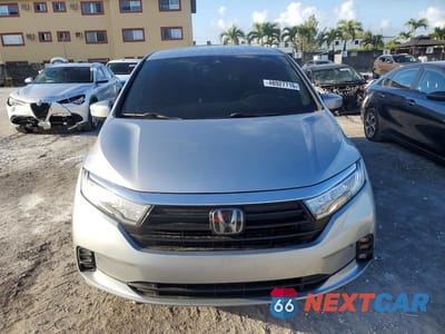 Piąte zdjęcie samochodu w środku: 2021 HONDA ODYSSEY EX VIN:5FNRL6H54MB043166 - miniatura