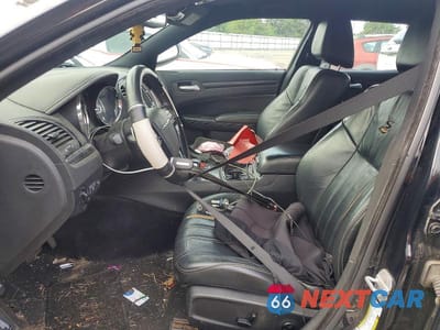 Zdjęcie 7 z 12 samochodu: 2014 CHRYSLER 300 S VIN:2C3CCABG7EH380613 - miniatura