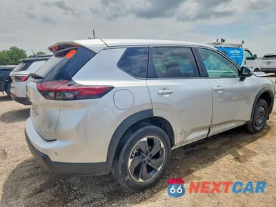 Trzecie zdjęcie samochodu z tyłu: 2025 NISSAN ROGUE SV VIN:5N1BT3BA2SC816891 - miniatura