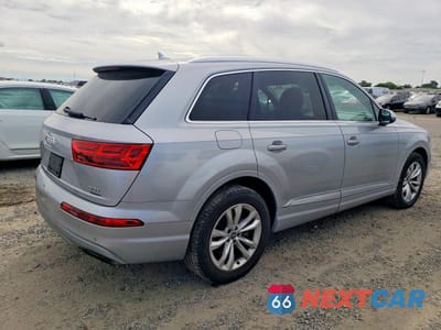Trzecie zdjęcie samochodu z tyłu: 2017 AUDI Q7 PREMIUM VIN:WA1AAAF70HD003930 - miniatura