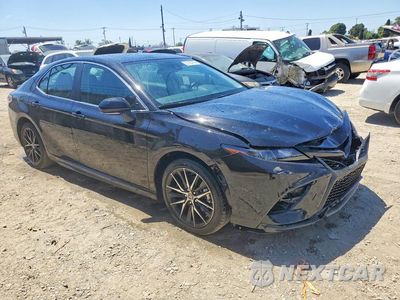 Czwarte zdjęcie samochodu z boku: 2024 TOYOTA CAMRY SE VIN:4T1G11AK6RU255268 - miniatura