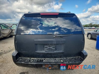 Zdjęcie 6 z 13 samochodu: 2008 GMC YUKON DENALI VIN:1GKFK63848J153676 - miniatura