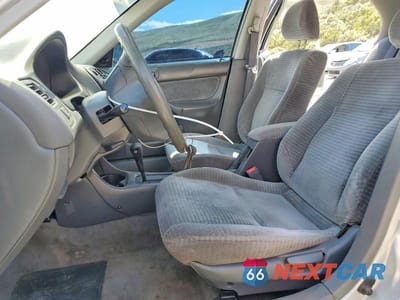 Zdjęcie 7 z 12 samochodu: 2000 HONDA CIVIC VIN:2HGEJ6613YH553479 - miniatura