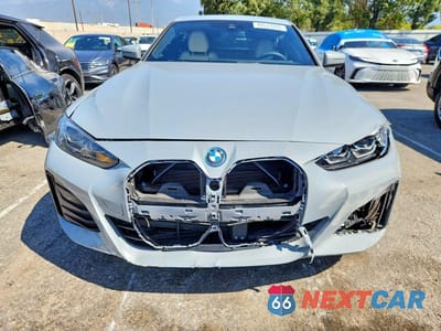 Piąte zdjęcie samochodu w środku: 2022 BMW I4 EDRIVE 40 VIN:WBY73AW00NFN15473 - miniatura