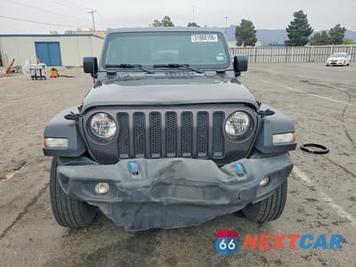 Piąte zdjęcie samochodu w środku: 2022 JEEP WRANGLER UNLIMITED SPORT VIN:1C4HJXDN0NW246968 - miniatura
