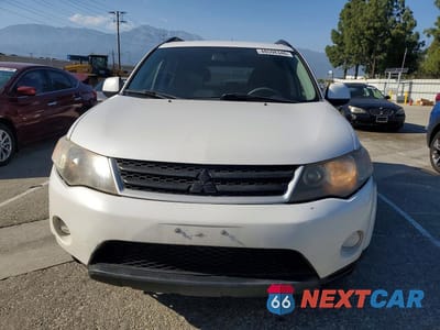Piąte zdjęcie samochodu w środku: 2008 MITSUBISHI OUTLANDER LS VIN:JA4MS31X98Z013811 - miniatura
