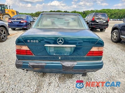 Zdjęcie 6 z 12 samochodu: 1995 MERCEDES-BENZ E 320 BASE VIN:WDBEA32E2SC167876 - miniatura
