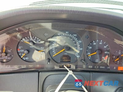 Zdjęcie 9 z 11 samochodu: 1998 MERCEDES-BENZ S 320W VIN:WDBGA32G6WA377134 - miniatura