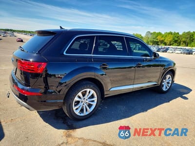 Trzecie zdjęcie samochodu z tyłu: 2019 AUDI Q7 PREMIUM VIN:WA1AAAF76KD011506 - miniatura