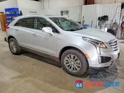 Czwarte zdjęcie samochodu z boku: 2019 CADILLAC XT5 LUXURY VIN:1GYKNCRS4KZ218953 - miniatura