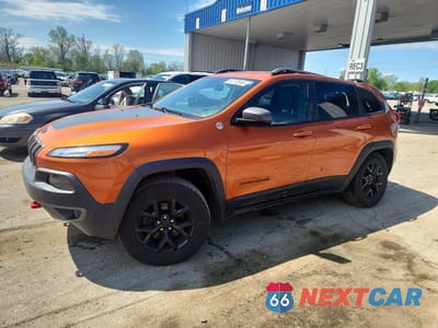 2015 JEEP CHEROKEE TRAILHAWK 1C4PJMBB0FW634948 - główne zdjęcie licytacji z USA - miniatura