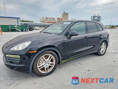 2014 PORSCHE CAYENNE S WP1AB2A28ELA55178 - główne zdjęcie licytacji z USA - miniatura