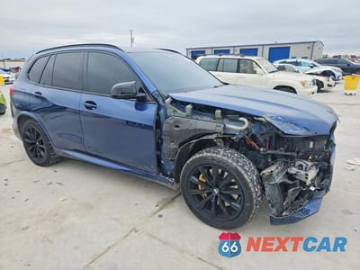 Czwarte zdjęcie samochodu z boku: 2019 BMW X5 XDRIVE50I VIN:5UXJU2C51KLN65997 - miniatura