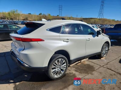 Trzecie zdjęcie samochodu z tyłu: 2021 TOYOTA VENZA LIMITED VIN:JTEAAAAH1MJ030129 - miniatura