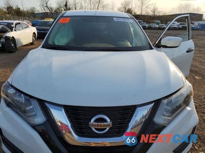 Zdjęcie 12 z 13 samochodu: 2017 NISSAN ROGUE S VIN:KNMAT2MV3HP501917 - miniatura
