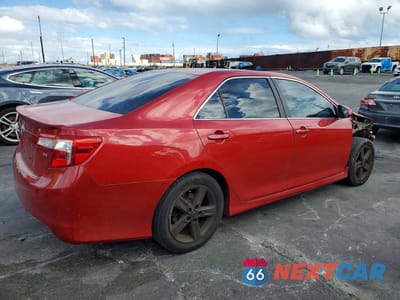Trzecie zdjęcie samochodu z tyłu: 2013 TOYOTA CAMRY SE VIN:4T1BF1FK2DU649749 - miniatura