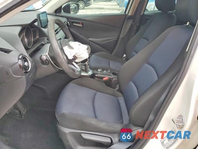 Zdjęcie 7 z 13 samochodu: 2019 TOYOTA YARIS LE VIN:3MYDLBYV2KY519498 - miniatura