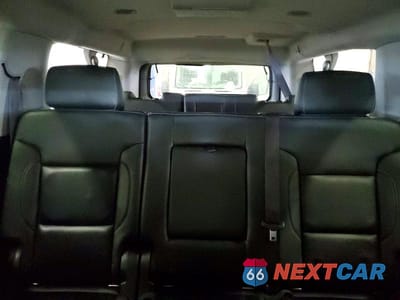 Zdjęcie 10 z 13 samochodu: 2015 CHEVROLET SUBURBAN K1500 LT VIN:1GNSKJKC6FR604650 - miniatura