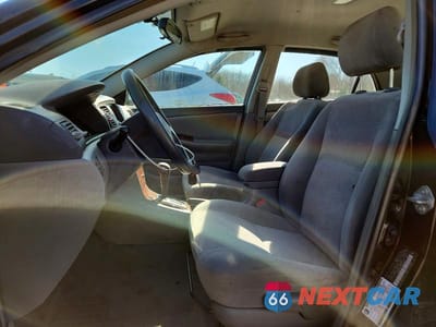 Zdjęcie 7 z 12 samochodu: 2005 TOYOTA COROLLA LE VIN:2T1BR32E75C409280 - miniatura