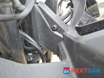Zdjęcie 10 z 10 samochodu: 2025 CF MOTO 300SS VIN:LCEPDPL75S6002329 - miniatura