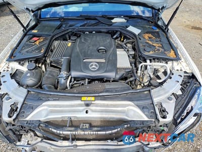 Zdjęcie 11 z 12 samochodu: 2015 MERCEDES-BENZ C 300 4MATIC VIN:55SWF4KB1FU049425 - miniatura