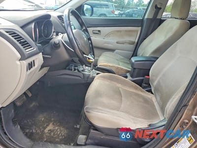 Zdjęcie 7 z 12 samochodu: 2017 MITSUBISHI OUTLANDER SPORT ES VIN:JA4AP3AU0HZ065483 - miniatura