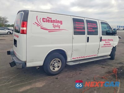 Trzecie zdjęcie samochodu z tyłu: 2019 CHEVROLET EXPRESS G2500 VIN:1GCWGAFG5K1208758 - miniatura