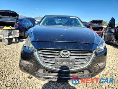 Piąte zdjęcie samochodu w środku: 2017 MAZDA 3 SPORT VIN:3MZBN1U76HM126425 - miniatura