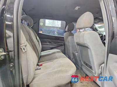Zdjęcie 10 z 12 samochodu: 2006 TOYOTA TACOMA DOUBLE CAB VIN:5TELU42N96Z182128 - miniatura