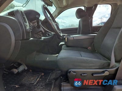 Zdjęcie 7 z 12 samochodu: 2011 CHEVROLET SILVERADO C1500 LT VIN:1GCRCSEAXBZ234740 - miniatura
