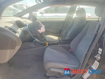 Zdjęcie 7 z 12 samochodu: 2008 HONDA CIVIC LX VIN:2HGFA15588H353077 - miniatura